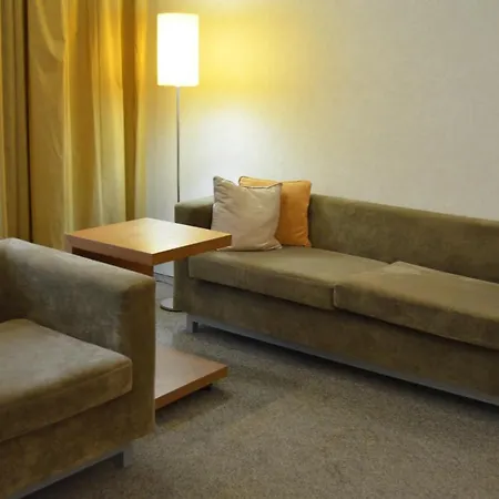 Bh Conference & Airport 5*