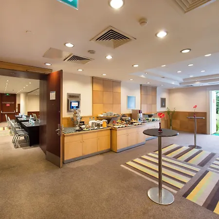 Bh Conference & Airport 5*