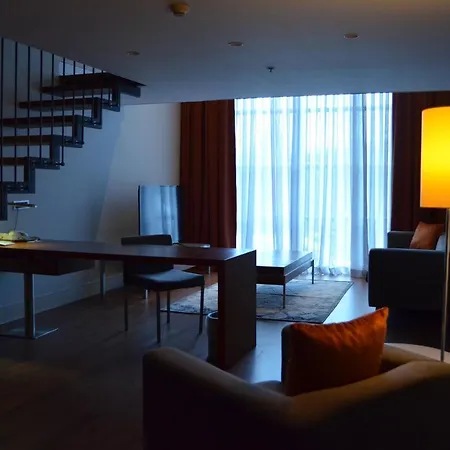 Bh Conference & Airport Отель 5*