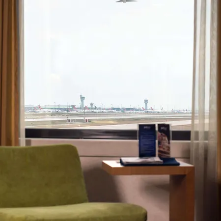 Bh Conference & Airport Hotel