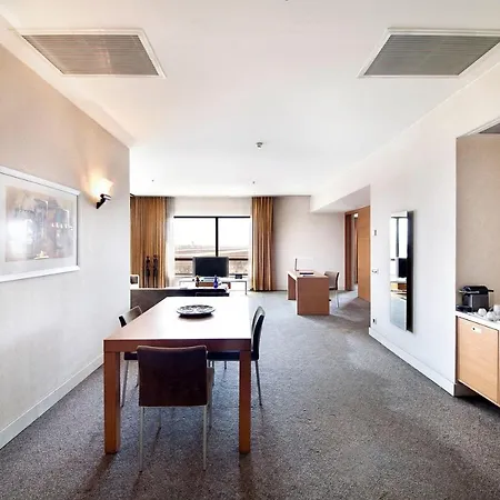 Отель Bh Conference & Airport 5*